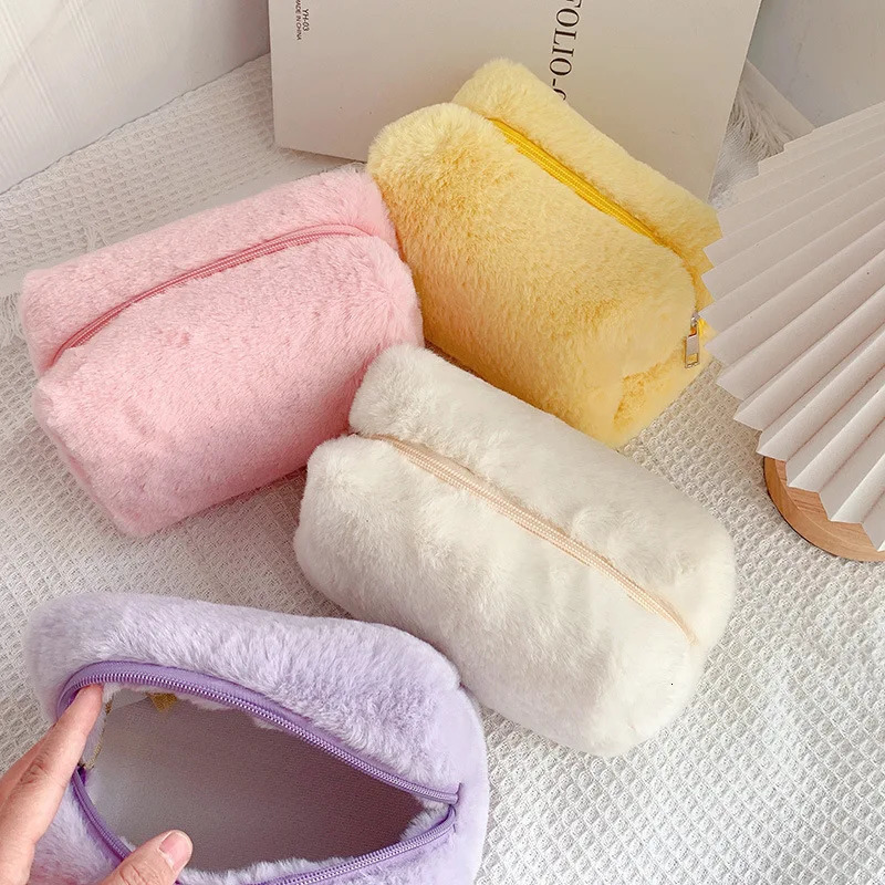 Zipper Large Solid Color Cosmetic Bag Cute Fur Makeup Bag for Women Travel Make Up Toiletry Bag Washing Pouch Plush Pen Pouch 251110