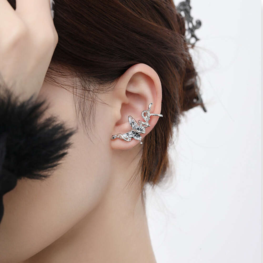 High-end Sense of Ear Ink Butterfly Snake for Women, Cool 925 Silver Needle Studs, Fashionable and Elegant Earrings Wholesale