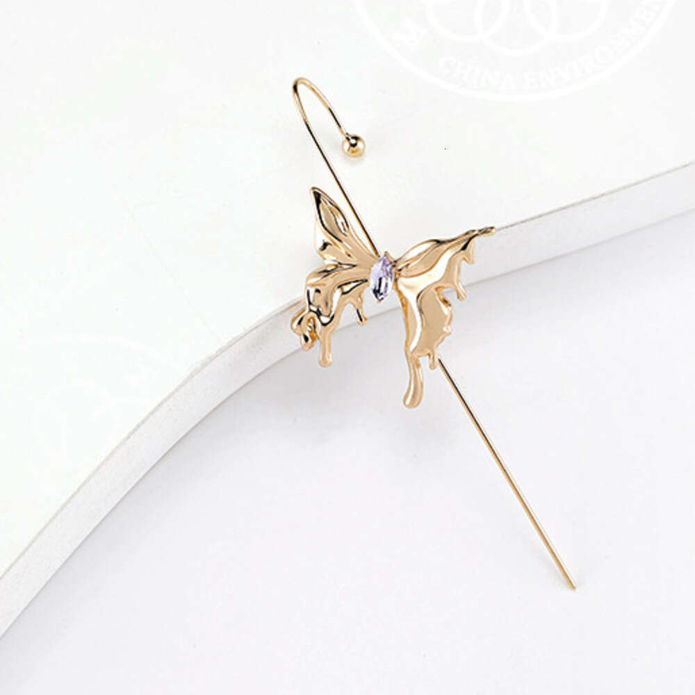 Butterfly for Women, Unique European and American Style, High-End Luxury, Minimalist Niche Design, Cool Style Zircon Earrings Wholesale