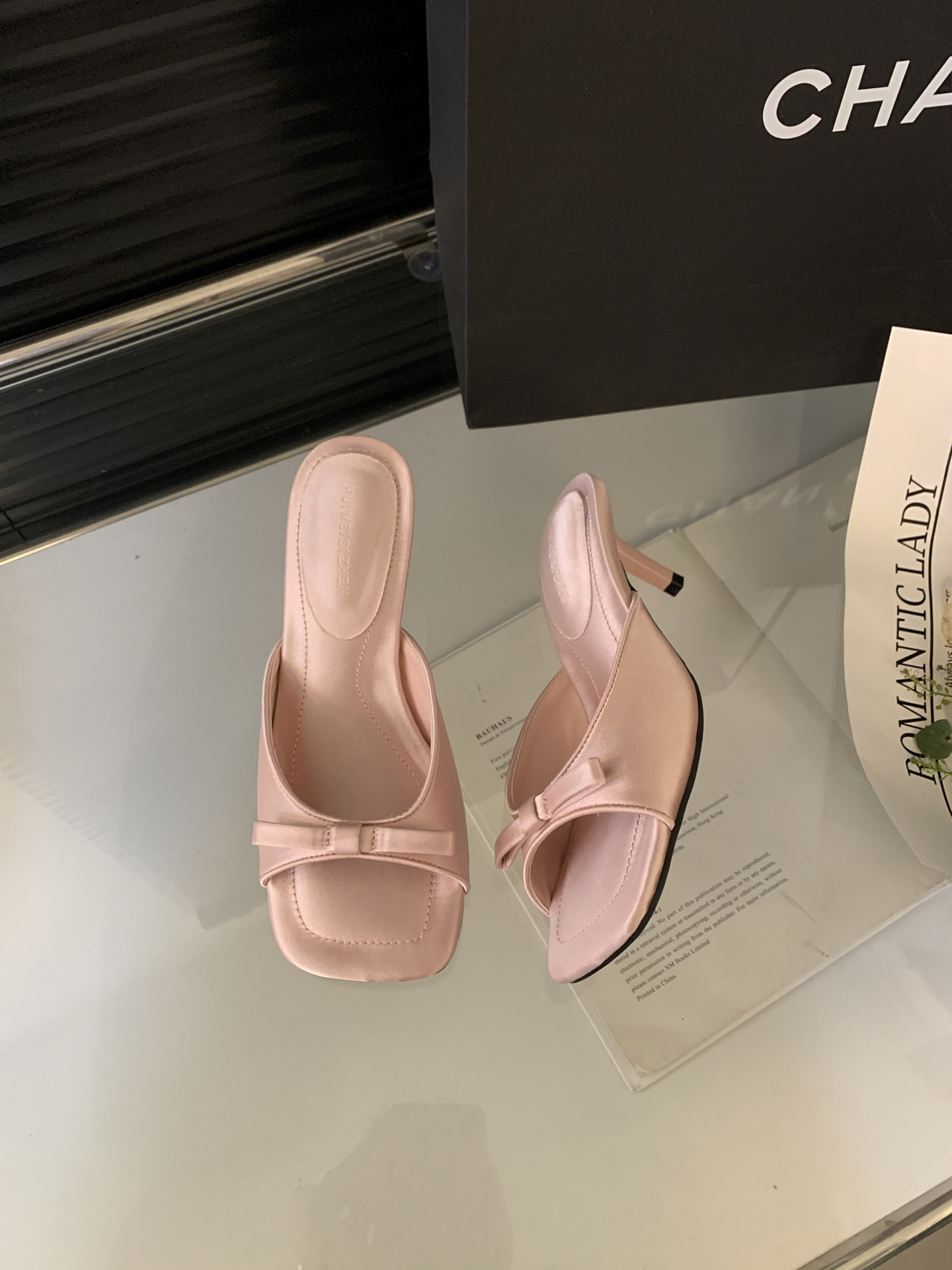 new Free delivery high heels Fashionable commuting solid color bow square toe open toe slim heel high heels