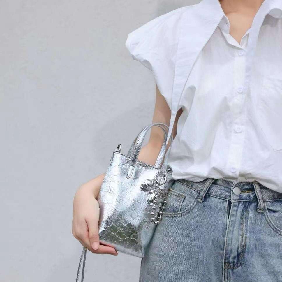 Women S First Layer Cowhide Small High End Feel Phone Handbag Oil Wax Leather Shoulder Crossbody Bag High Quality