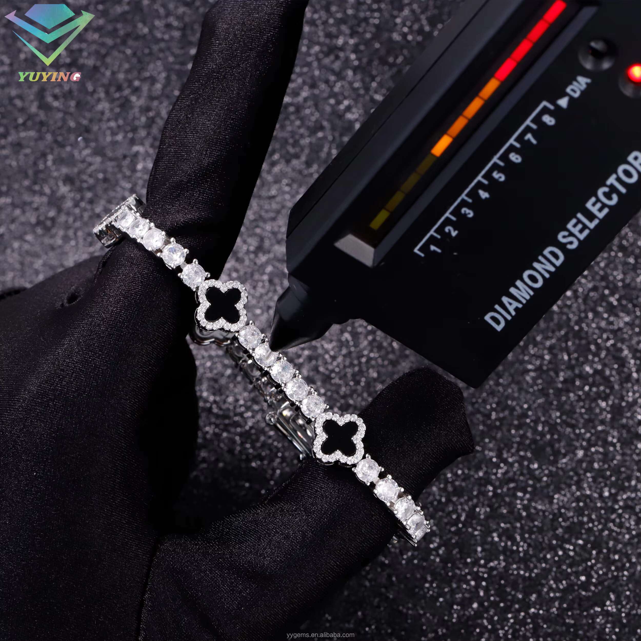 GRA Certificate Iced Out Diamond Agate Clover Bracelet S925 Silver VVS1 Moissanite Tennis Bracelet