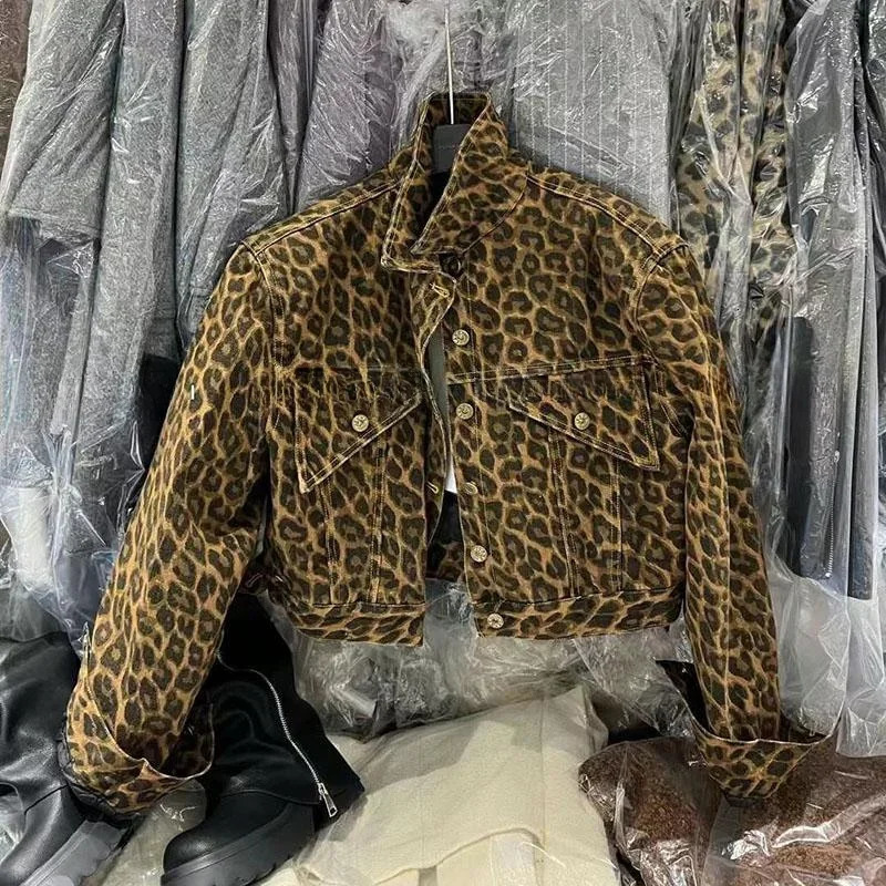 American high street leopard print denim jacket womens autumn and winter cotton fashionable clown warm casual top. 250409