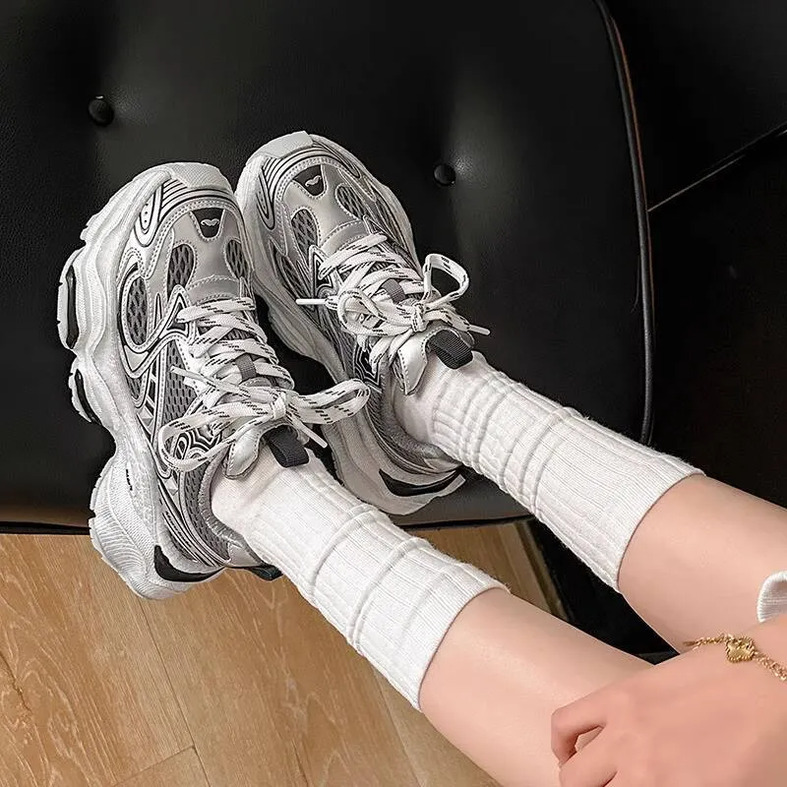 2025 Mirinda Four Seasons Xuanwu Dad Shoes Men's Sports Style Lightweight, Breathable, Non-Slip, Wear-Resistant and Height-Increasing Men's 