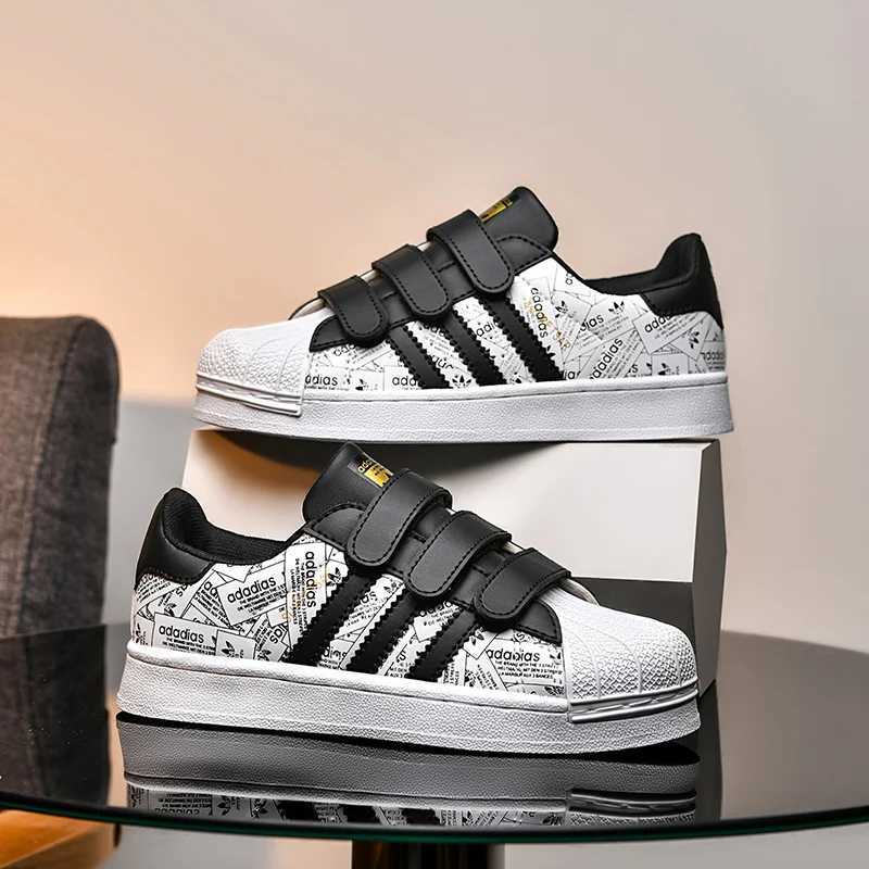 Shell-toe low-top white sneakers lightweight and breathable board shoes new womens childrens anti-slip sports shoes for boysT251110