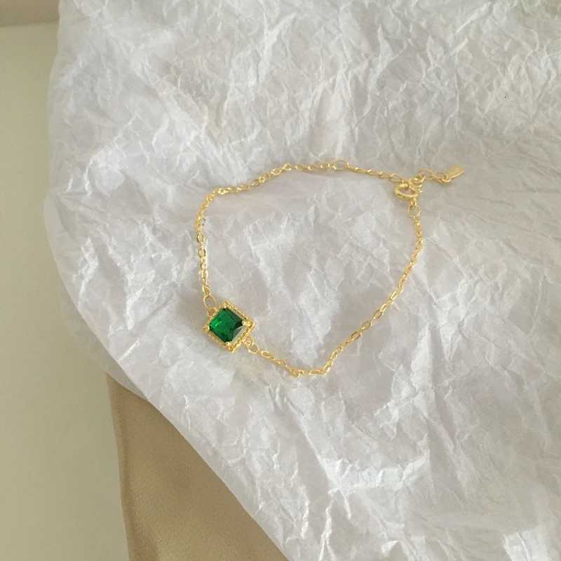 ANENJERY Luxury Zircon Bracelet For Women/Men Emerald Fashion Square Bracelet Jewelry WholesaleT251110