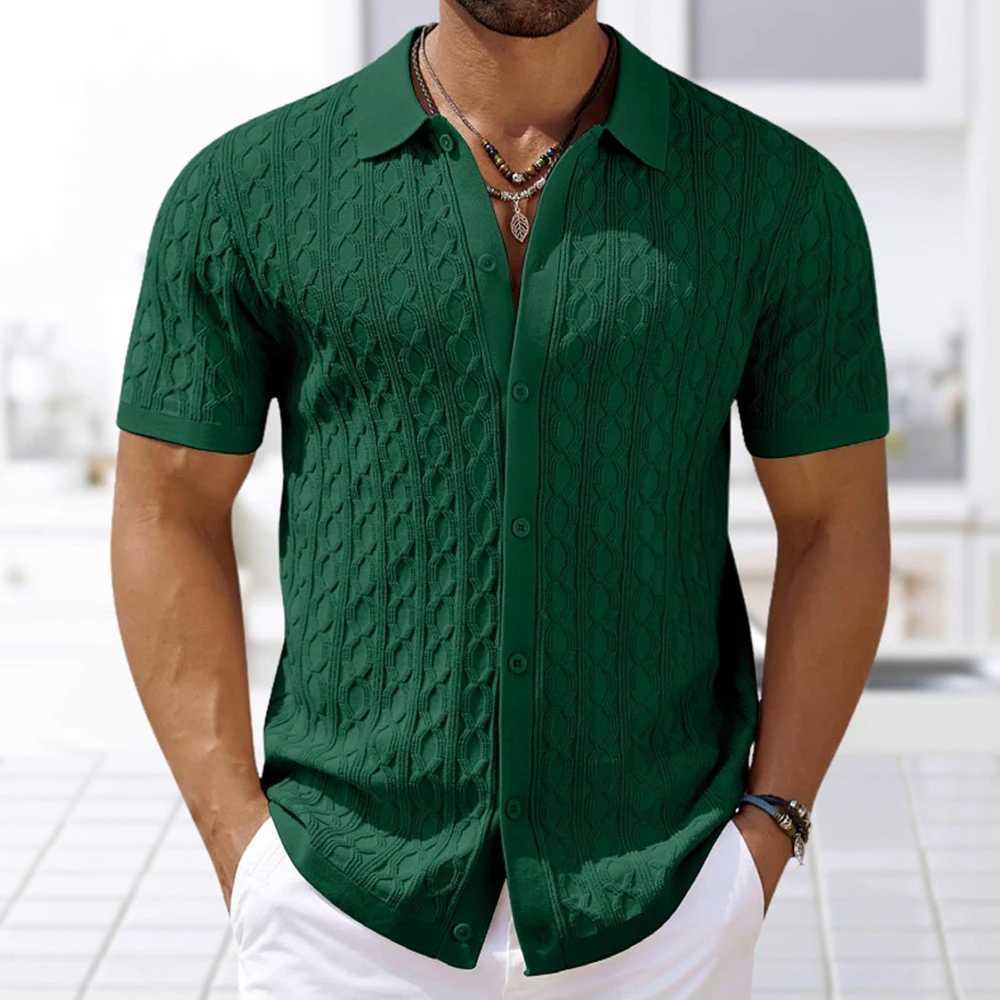 Mens lightweight luxury button casual knitted shirt popular retro solid color short sleeved fashionable jacquard knitted X250410