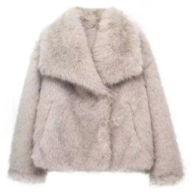 HH Women Elegant Faux Fur Coat Warm Fluffy Loose Long Sleeve Lapel Jacket Autumn Winter Fashion High Street Lady Outerwear 251110