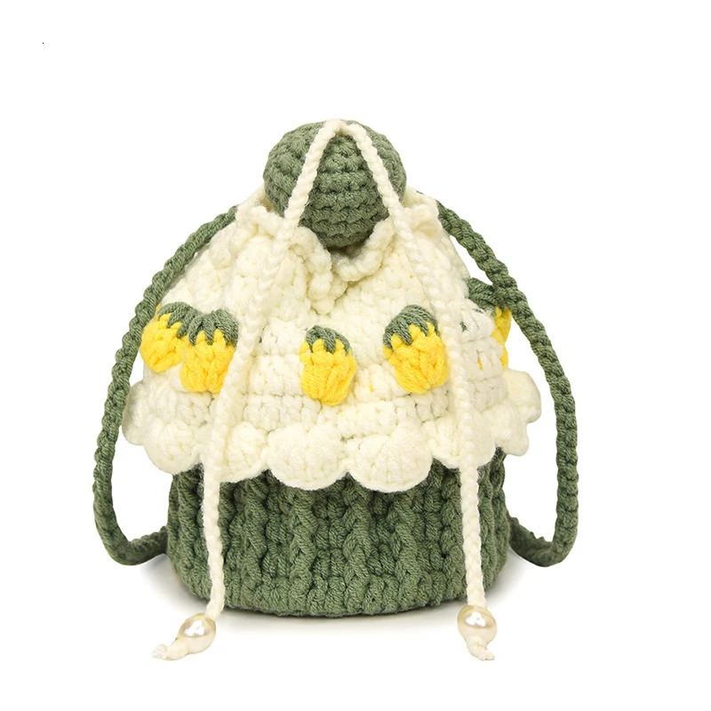 Women Strawberry Cake Knitted Shoulder Bag Cute Crochet Tote Bag Creative Mini Handbag Handwoven Beach Bag Woven Hobo Bag R251110