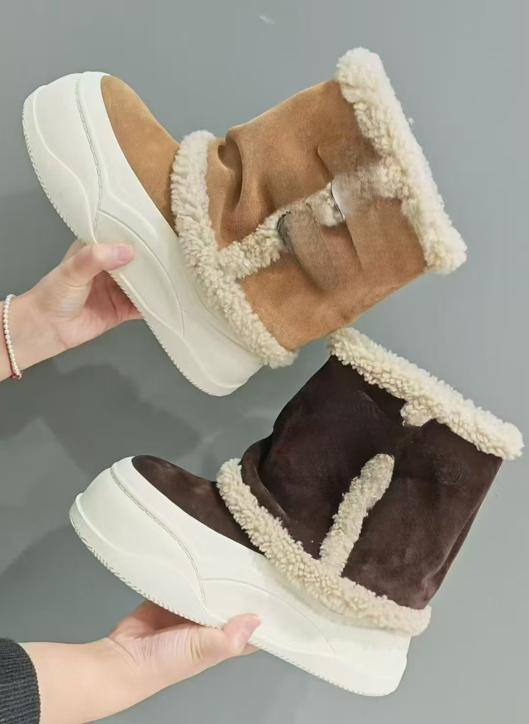 Designer's new autumn and winter collection of women's plush snow boots, warm midsole boots, fashionable women's boots