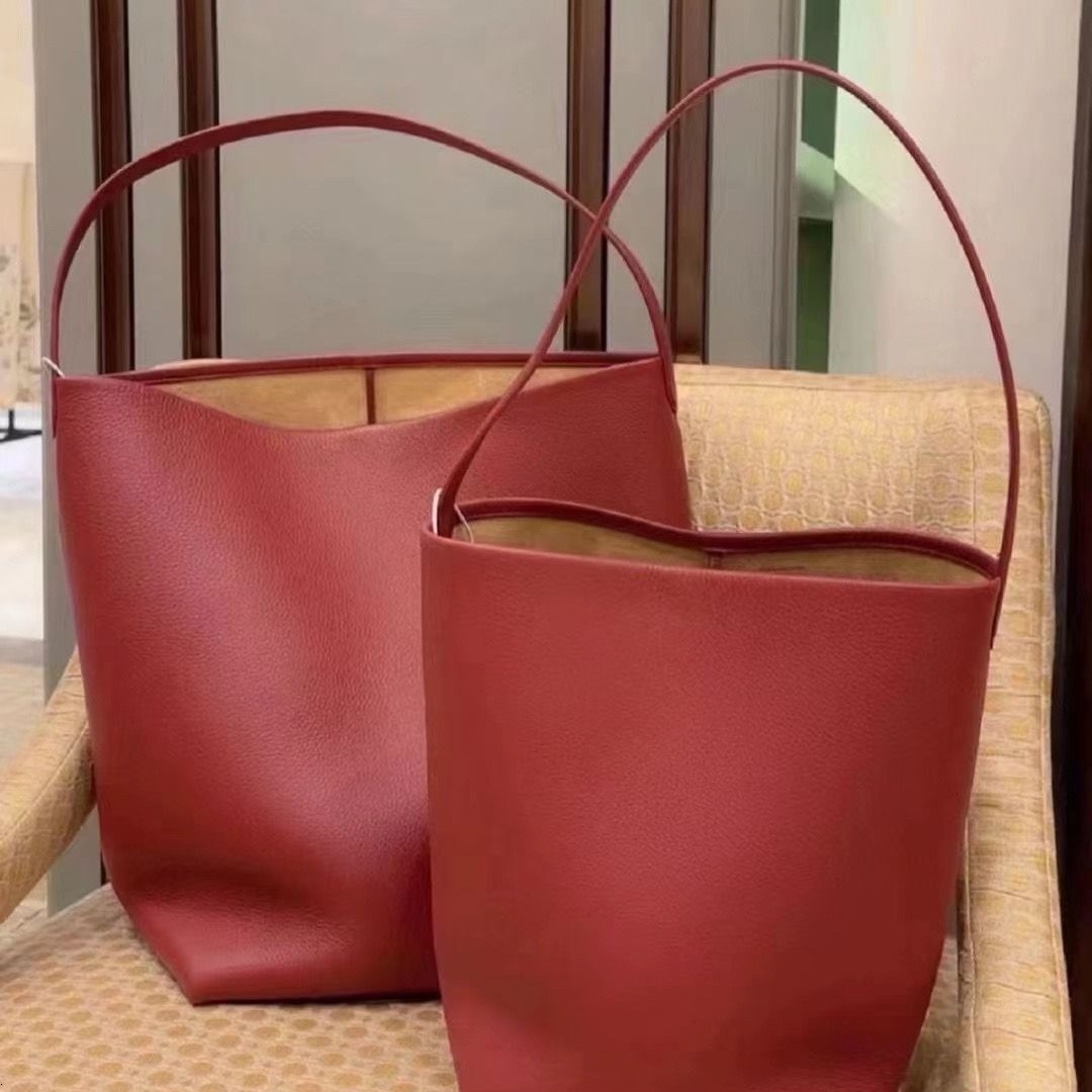 Winter New High Quality Top Leather Luxury Handbag New Solid Color Designer Bag Underarm Bag Lychee Pattern Large Capacity Plastic Floor