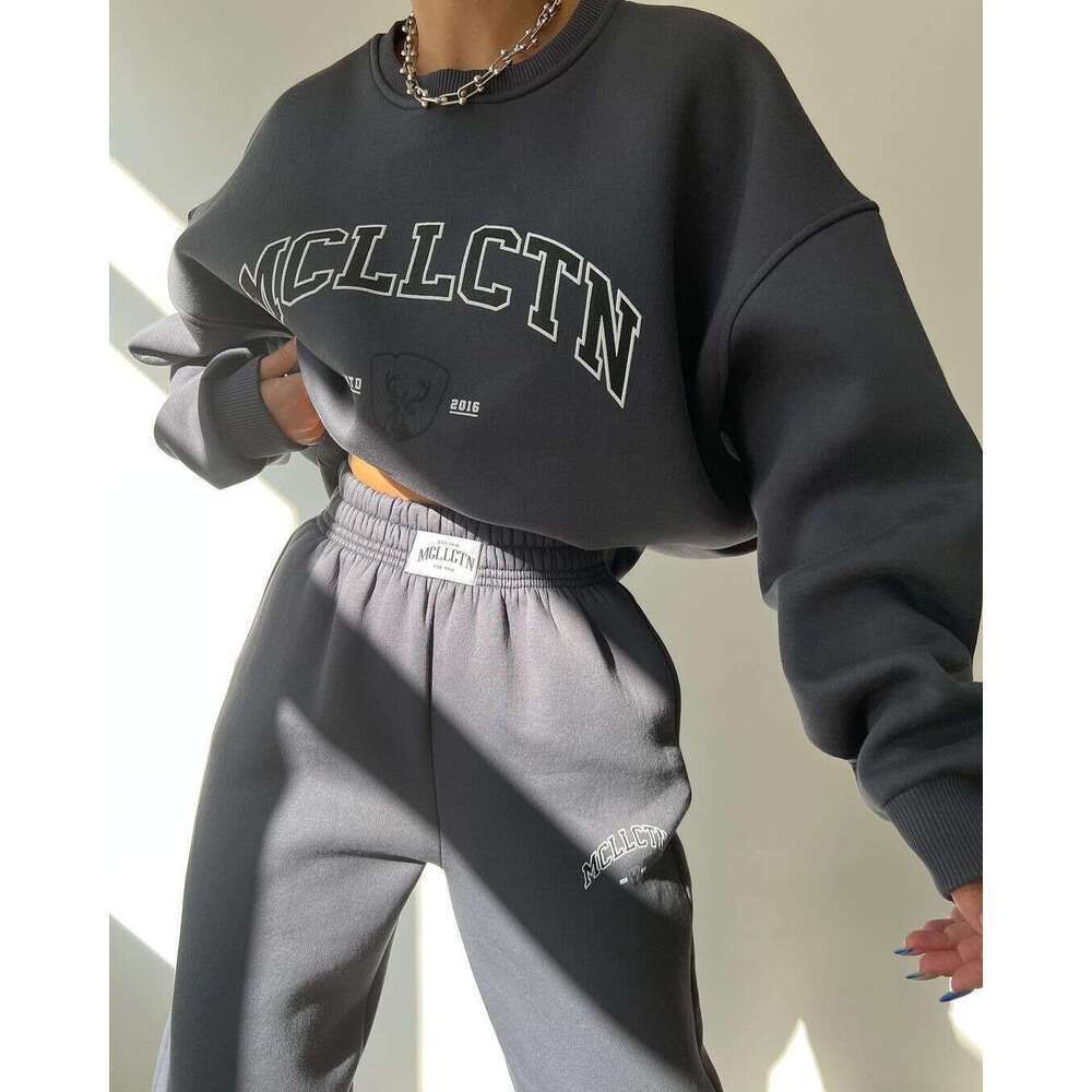 2024 European and American women's casual fashion printed thick suit with fleece hoodie long sleeved pants set