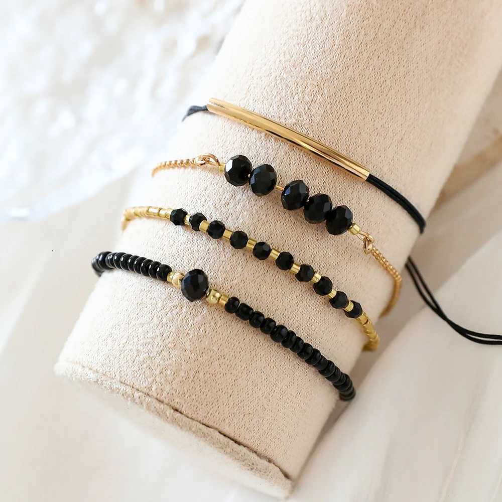 4Pcs/Set A new fashion vintage black crystal hand bracelet with hand-woven beaded simple niche womens braceletT251110