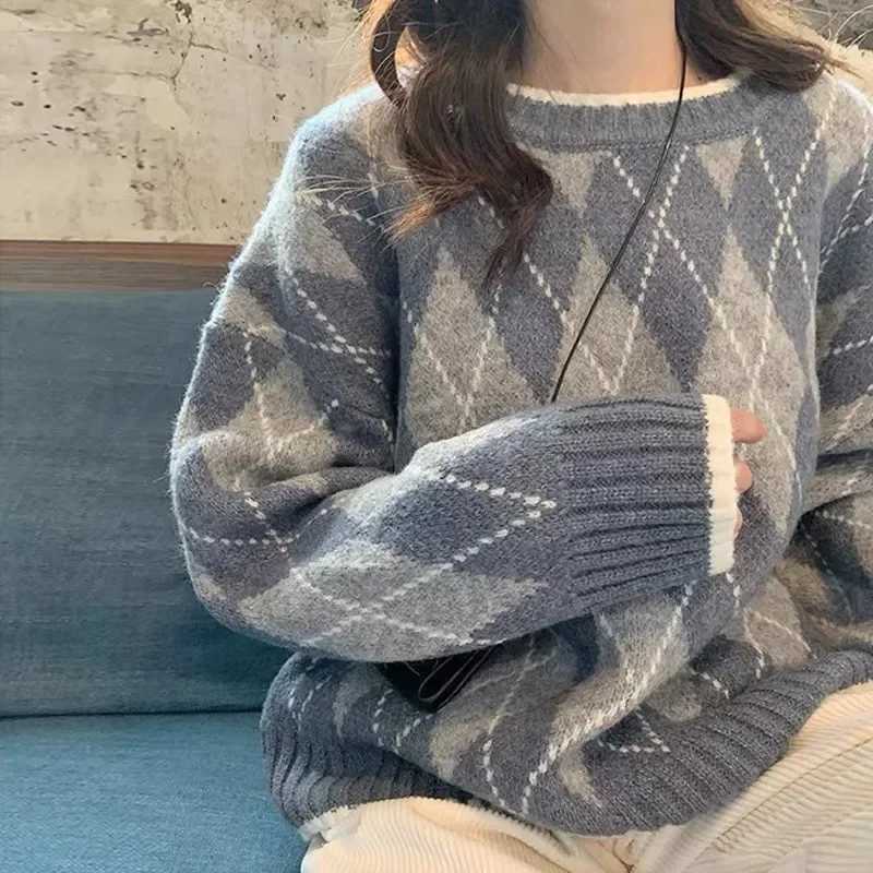 Fashion French Retro O Neck Contrasting Color College Style Womens Pullover Sweater Autumn Winter New Sweet Lazy Style Loose Knit Tops Y251110