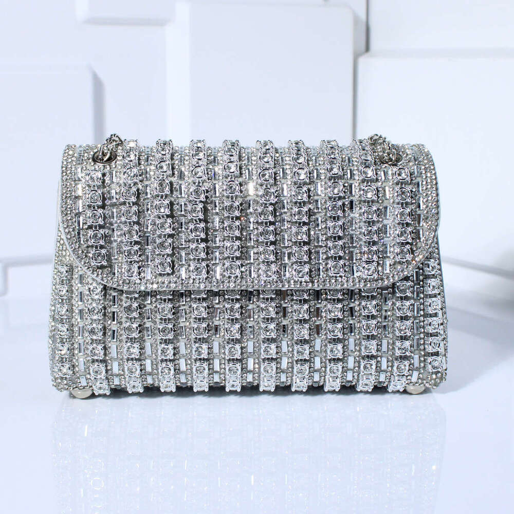New European American socialite fashion crossbody dinner bag with dia inlaid exquisite and high-end square women's handbag, 2025 temperament vers