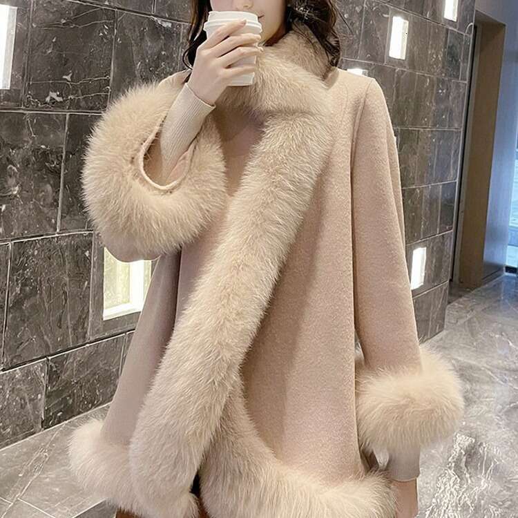 Loose Fur Cape New Fox Shawl Sheepskin Coat for Women, Youth Style Women, Women, Women,