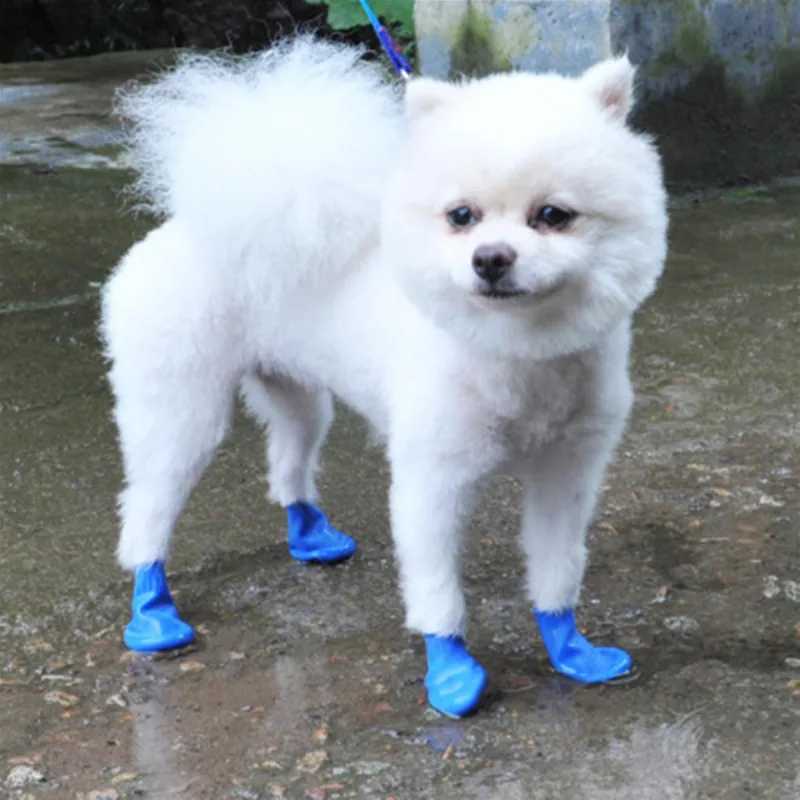 New 4 pieces of waterproof and anti slip rubber boots for pets suitable for small medium and large dogs cats outdoor shoes dog ankle boots and pet acc