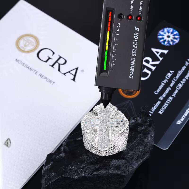 Micro VVS Baguette Moissanite Cross Ring White Gold 925 Sterling Silver Hip Hop Rappers Jewelry Gift Weddings Parties Designed