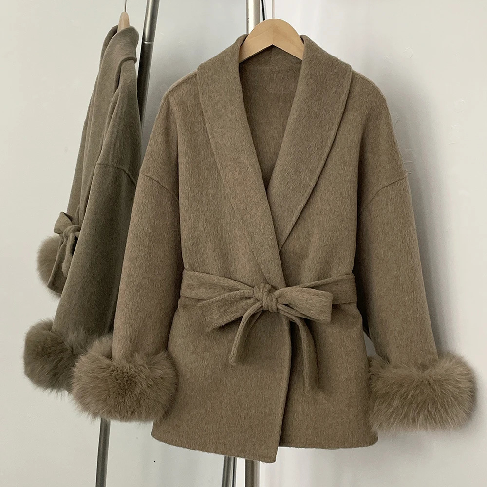 Reality Fur Coat Women Woolen Lady Overcoat Fox Wool Patchwork Mongolian Jacket Autumn Spring 251110