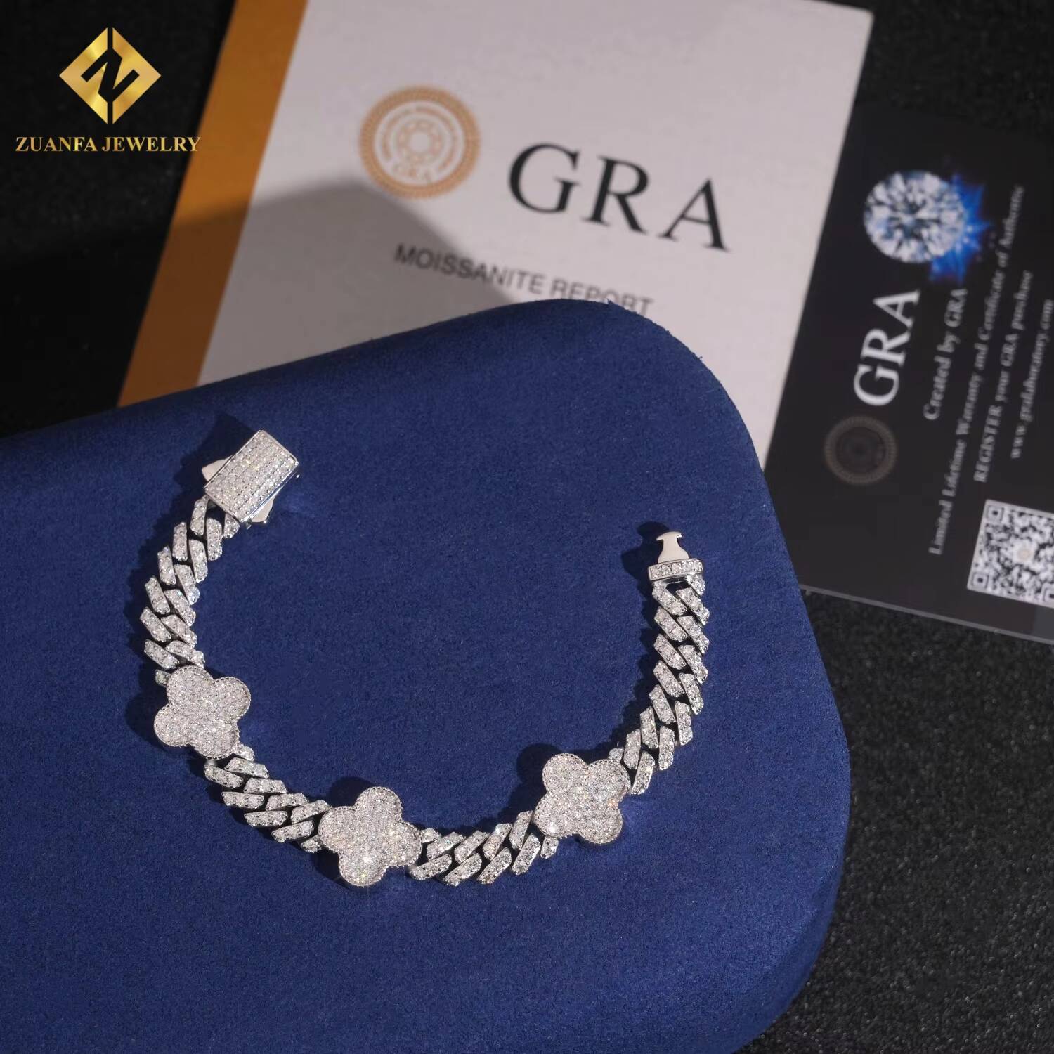 Iced Out Jewelry 925 Sterling Silvrr Lucky Clover Four-Leaf Flower Bangle Bracelets Diamond Vvs Moissanite Luxury Fashion