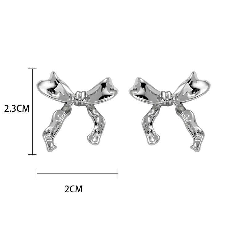 Butterfly Knot for Women, Ins Niche Design, European American Style, Exaggerated Earrings, Unique Fashion, Simple and Versatile Stud Earrings