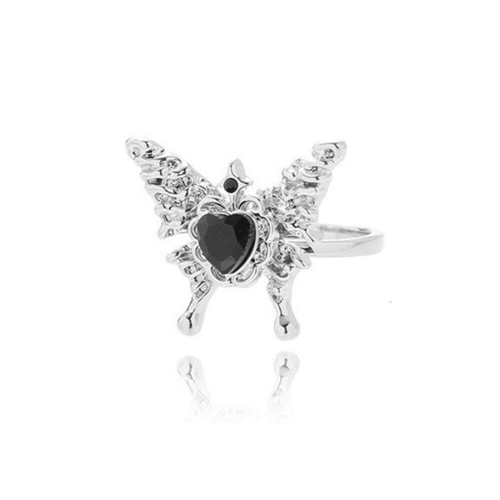 DHcollections Black Heart Butterfly for Women, Unique Niche High-End Index Finger Ring, Exquisite Fashionable Minimalist Style Wholesale Ring
