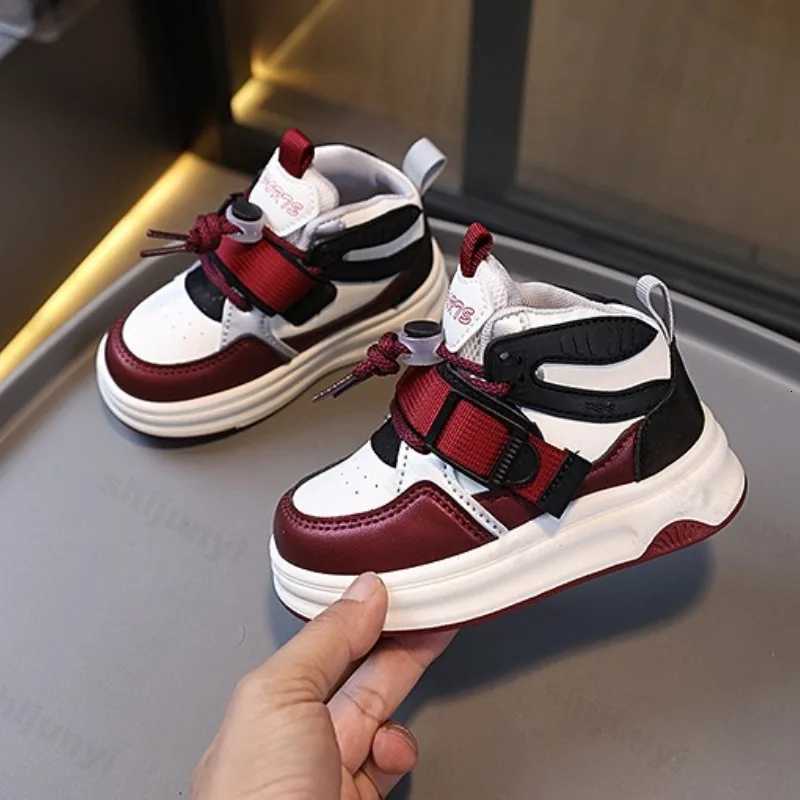 Children High Top Sneakers Boys Girls Sports Shoes Autumn Comfort Anti Slip Outdoor Skateboard Shoes Toddler Baby Causal ShoesT251110