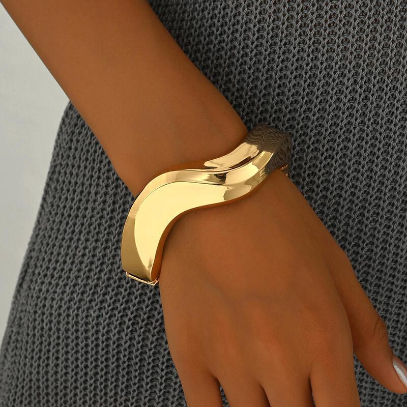 Elegant Sculpted Gold Bracelet Modern Statement Jewelry For Every Ocn TY