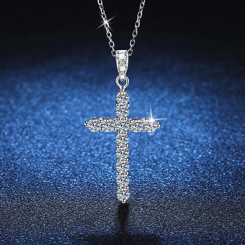 Simple Fashion D Color Moissanite Cross Pendant Necklace S925 Sterling Silver Female Romantic 925 Silver Moissanite Jewelry