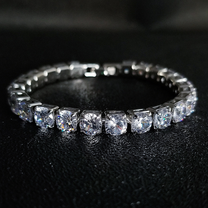 Women's Shiny Cubic Zirconia Bracelet - Stylish Diamond-Encrusted Cuban Link Chain