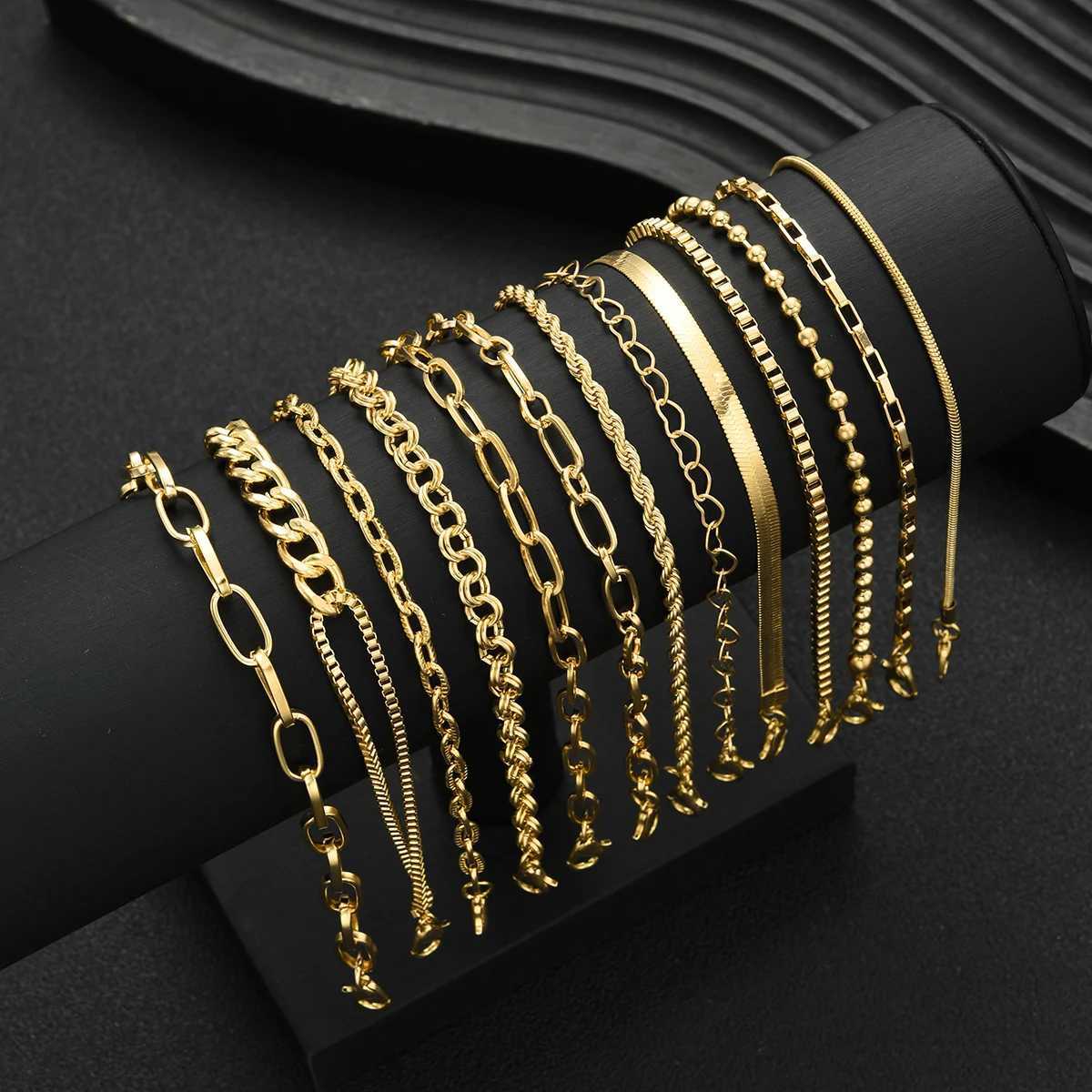 13pcs Boho Chic Minimalist Retro Hip Hop Stackable Bracelets Set For Women Gold Color Texture Multilayer Bracelet Daily JewelryT251110