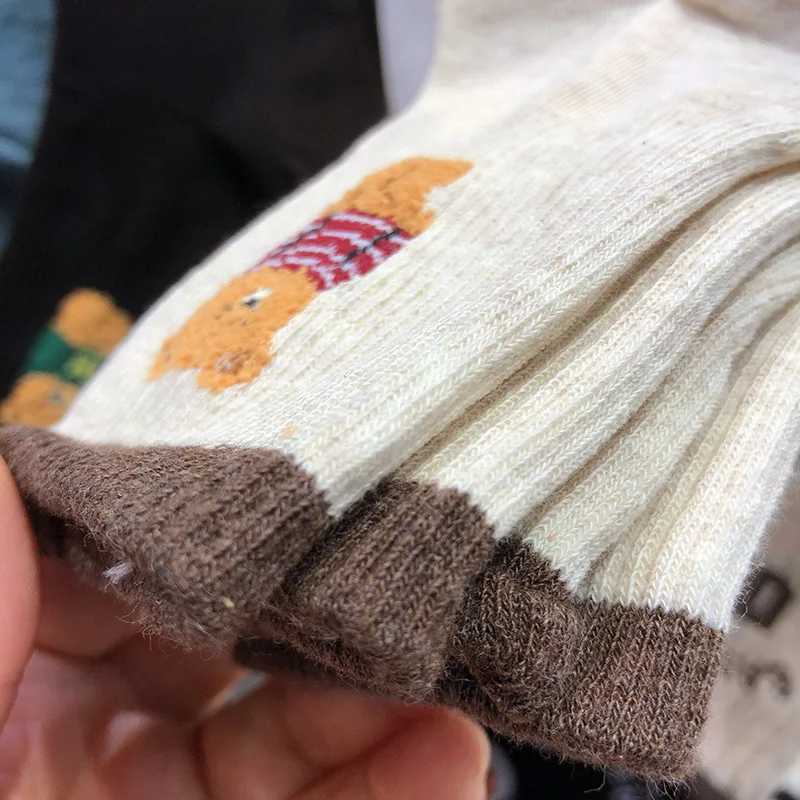 High quality cartoon elegant womens bear cute socks pure cotton Harajuku style womens novel breathable socks Christmas gift X2504102