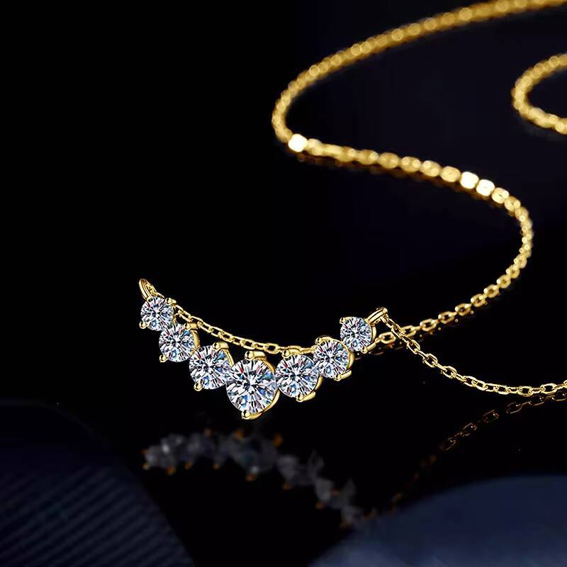 925 Sterling Silver 05ct Round Cut Moissanite Pendant Necklace for Women Wholesale Jewellery