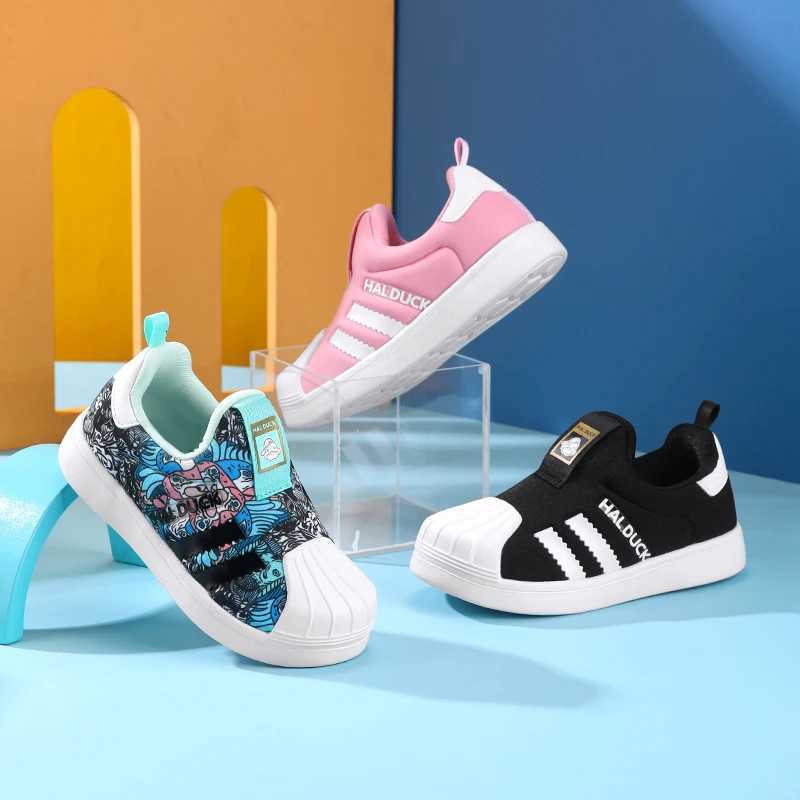 Soft soled childrens board shoes fashionable spring childrens sports and leisure shoes suitable for both boys and girlsT251110