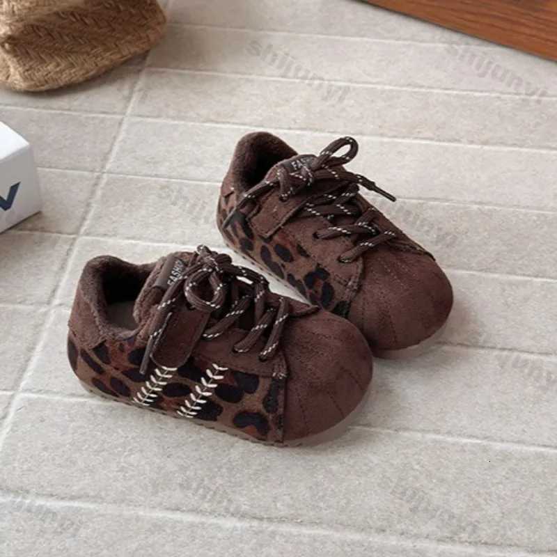 Childrens Casual Cotton Shoes 2025 Autumn Winter New Boys Girls Sports Shoes Kids Leopard Print Warm Plush Toddler SneakersT251110