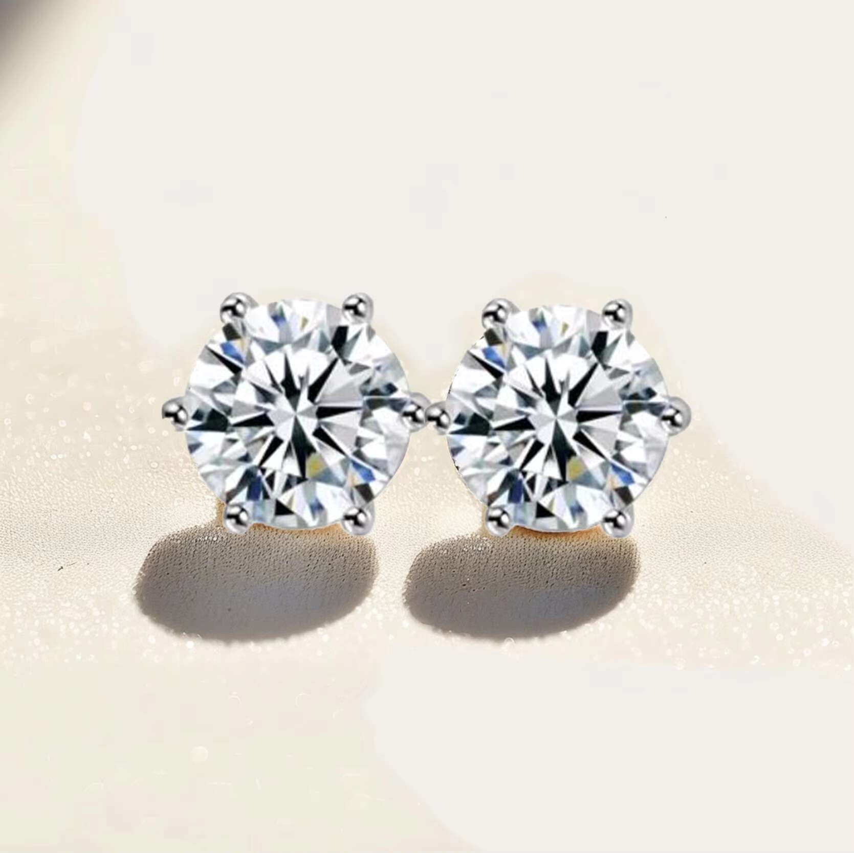 Linyin Moissanite Jewelry Stud Earrings Price 925 Sterling Silver Wholesale Customized with GRA Cer for Wedding Gift Party Women