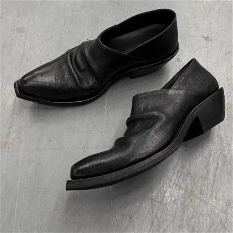 Pleated Shoes for Mens Pointed Toes Chunky High Heels Male Loafers Sewing Lines Chassure Hommes Shallow Tacones Solid Zapatos 251106