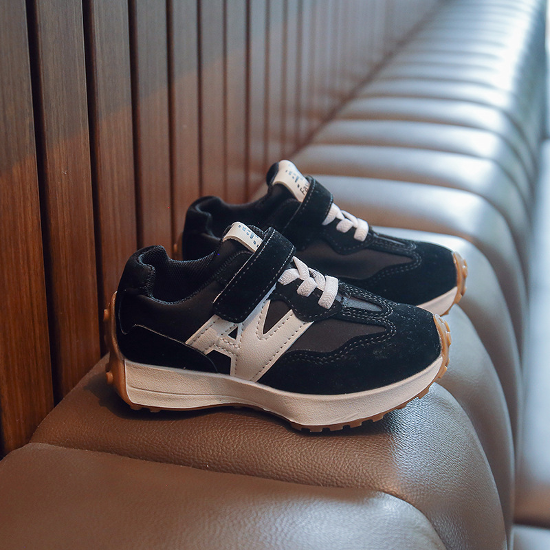 Boys and Girls Sport Shoes Children's Casual Shoes Fashion Hook Anti-slip Walkfashion Kids Footwears Soft Bottom Toddler Walking Shoes New Sizes 