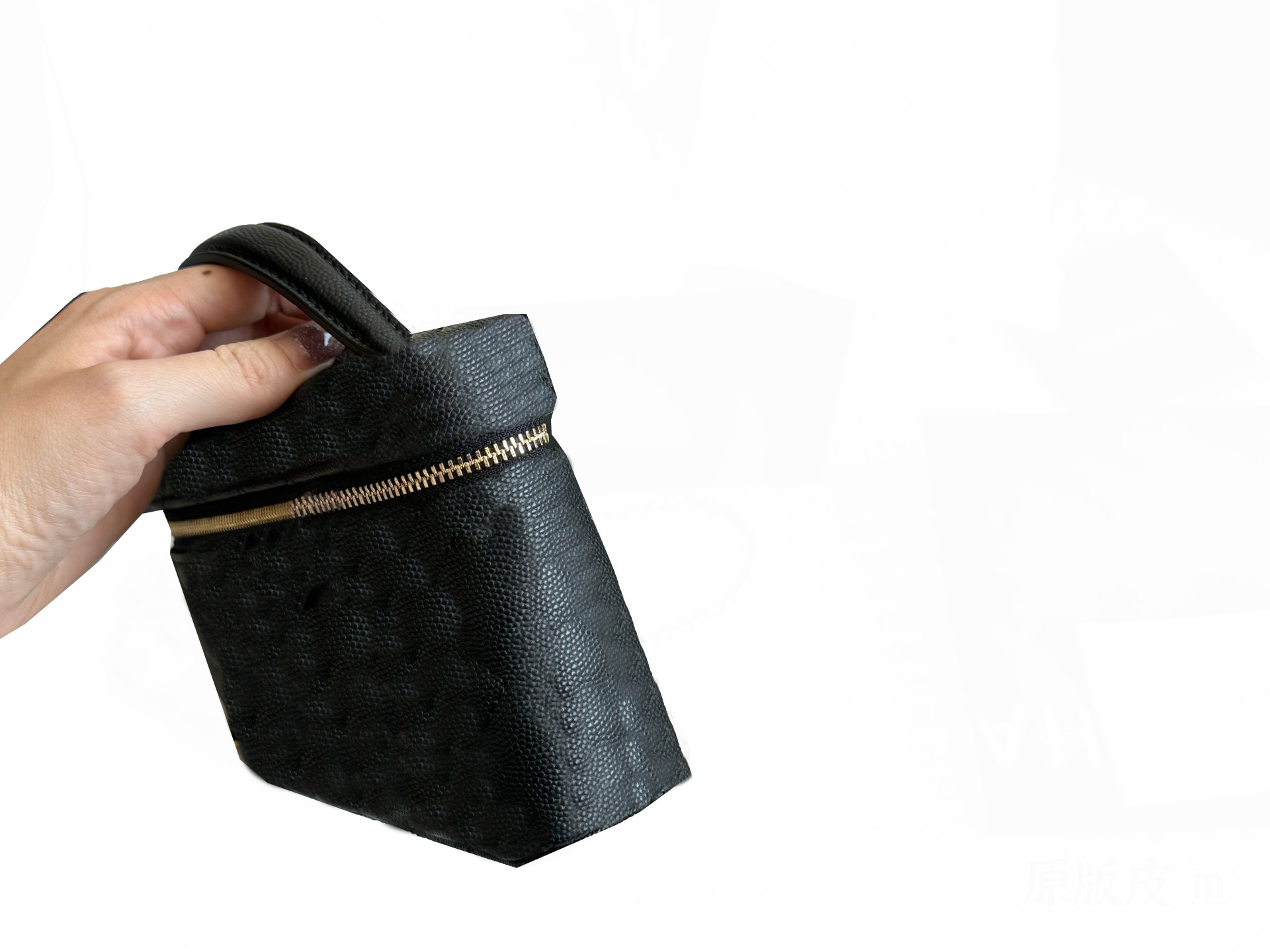 20250410 Designer bag handbag Fashion classic Courier bag Fashion makeup bag Toiletry bag