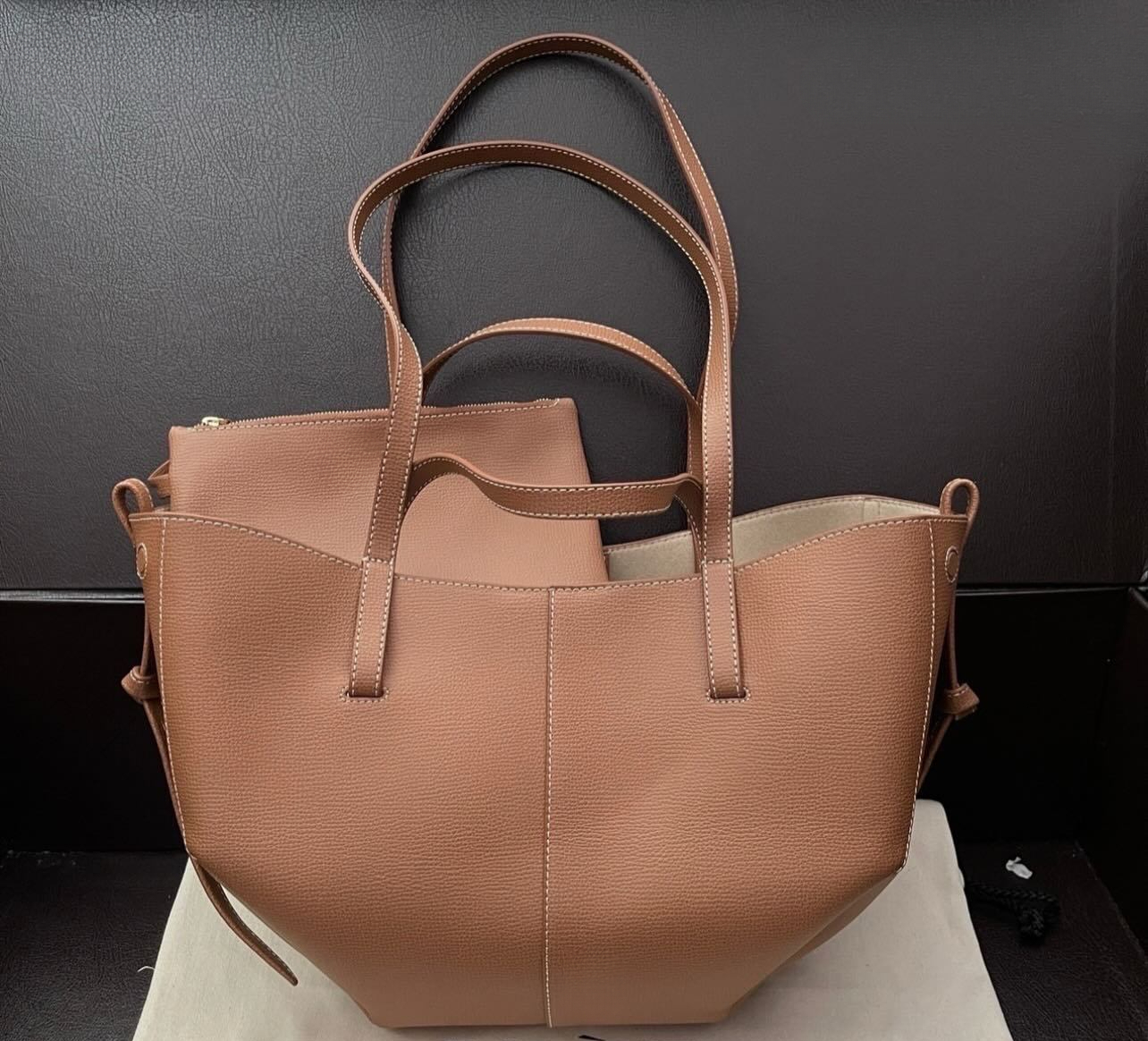 Magnetic buckle new leather texture winter new handbag solid color retro fashion women's large capacity light luxury