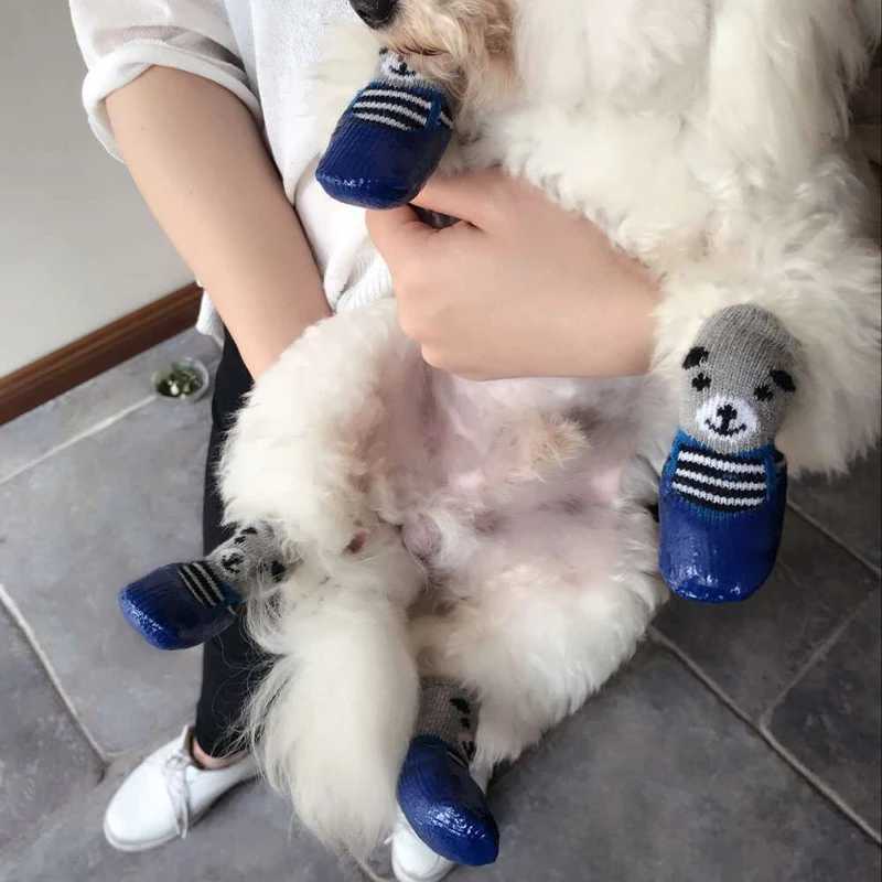 New Arrival New winter waterproof shoes socks pet anti slip dog rain boots socks warm rubber socks dog knitted socks pet supplies Z250410