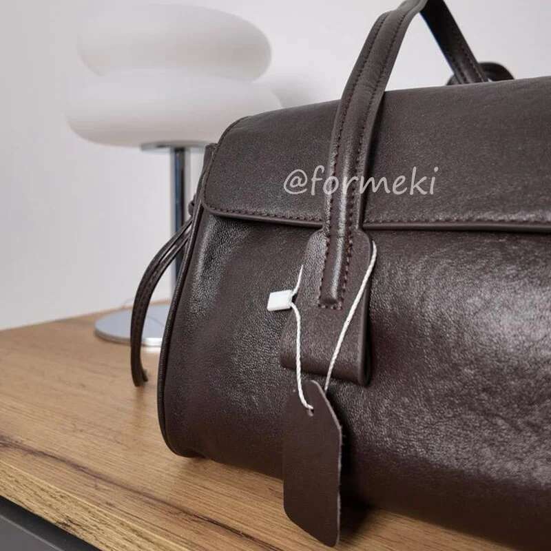 Formeki Autumn Winter New Shoulder 2025 Trend Vegetable Tanned Cowhide Underarm Pillow Women's Bag Popular Vintage