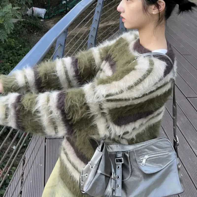 Fashion Pullovers Women Long Sleeve Ulzzang Striped Chic Young Korean Style Vintage Autumn Winter O-neck Soft Warm College High Street Y251110