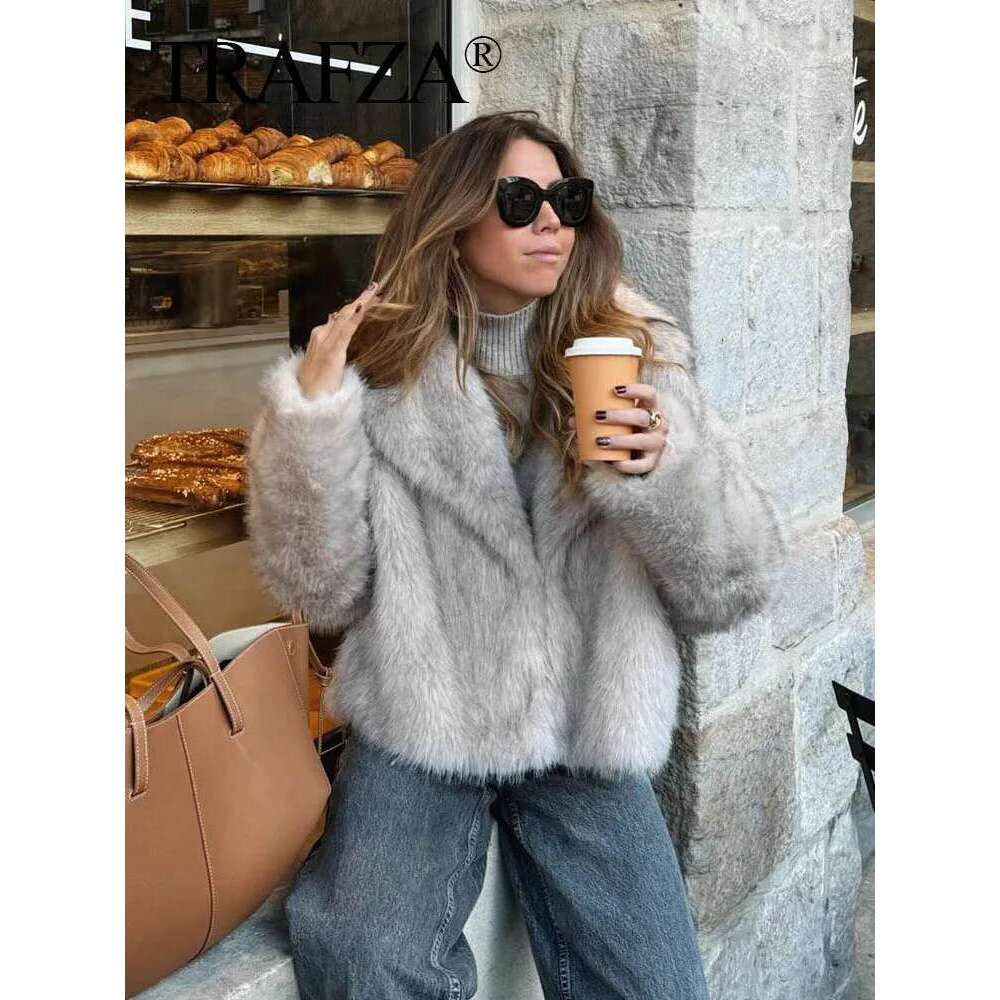 TRAFZA Women Fashion Cropped Faux Fur Jacket Long Sleeve Front Snap-Button Female Outerwear Chic Lapel Collar Thick Coat