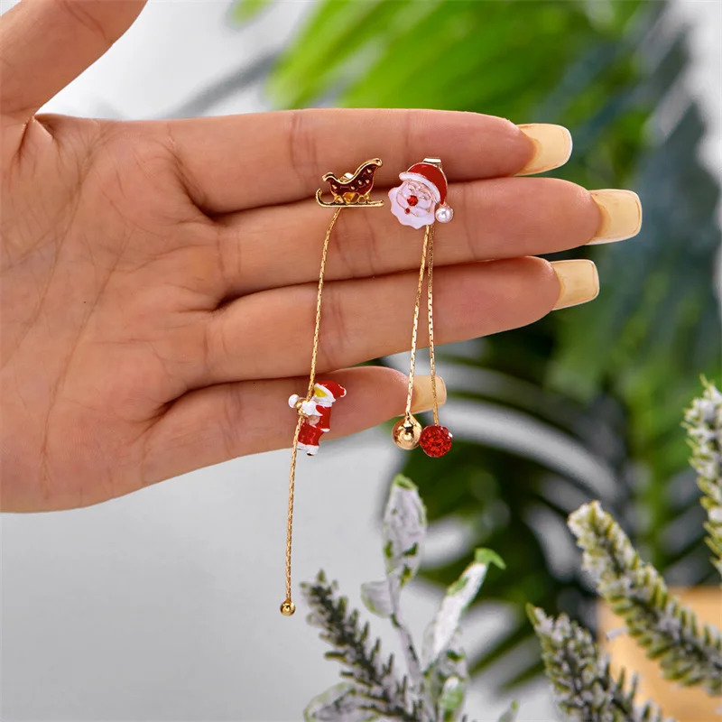 Creative Asymmetric Christmas Tree Snowman Snowflake Drop Earring for Women Moving Santa Claus Long Tassel Earring Party Jewelry 251031