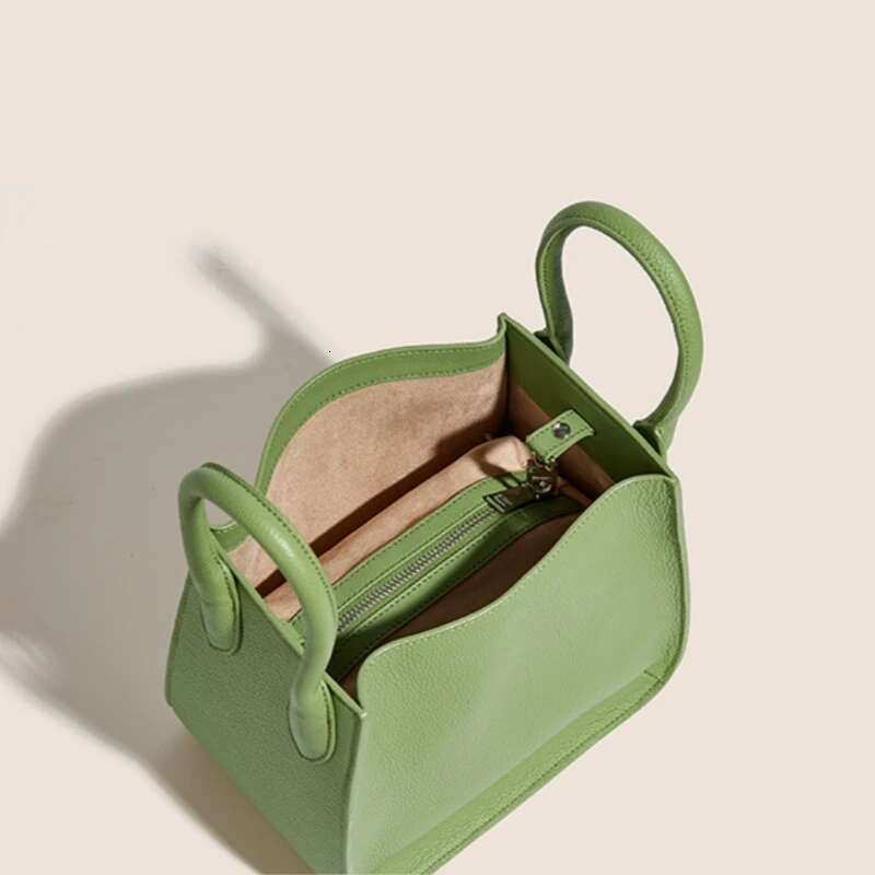 Women's Quality Genuine Leather Handbag Soft Real Cowhide Unique And Exquisite Crossbody Bag Lychee Pattern Female Tote Basket