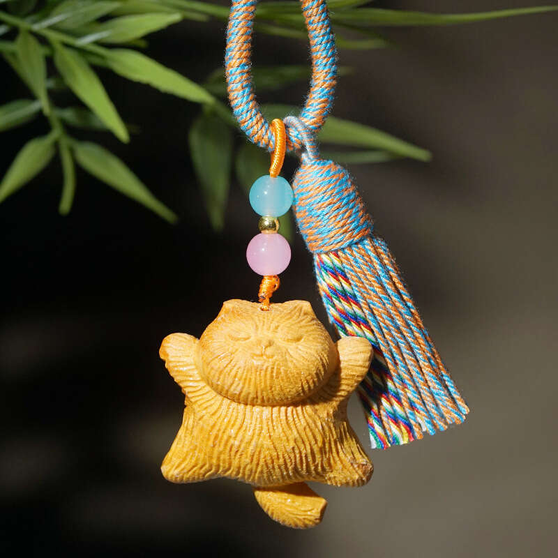 Sandalwood Carved Lying Cat Cute Pet Pendant Phone Chain Bag Tassel Wooden Ornament