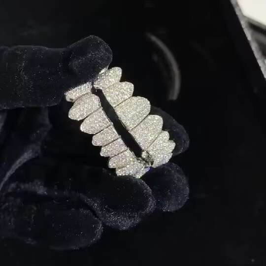 New Arrival Grillz Teeth Custom 8 Top 8 Bottom Moissanite Iced Bling Grills Teeth Grillz Hip Hop Teeth