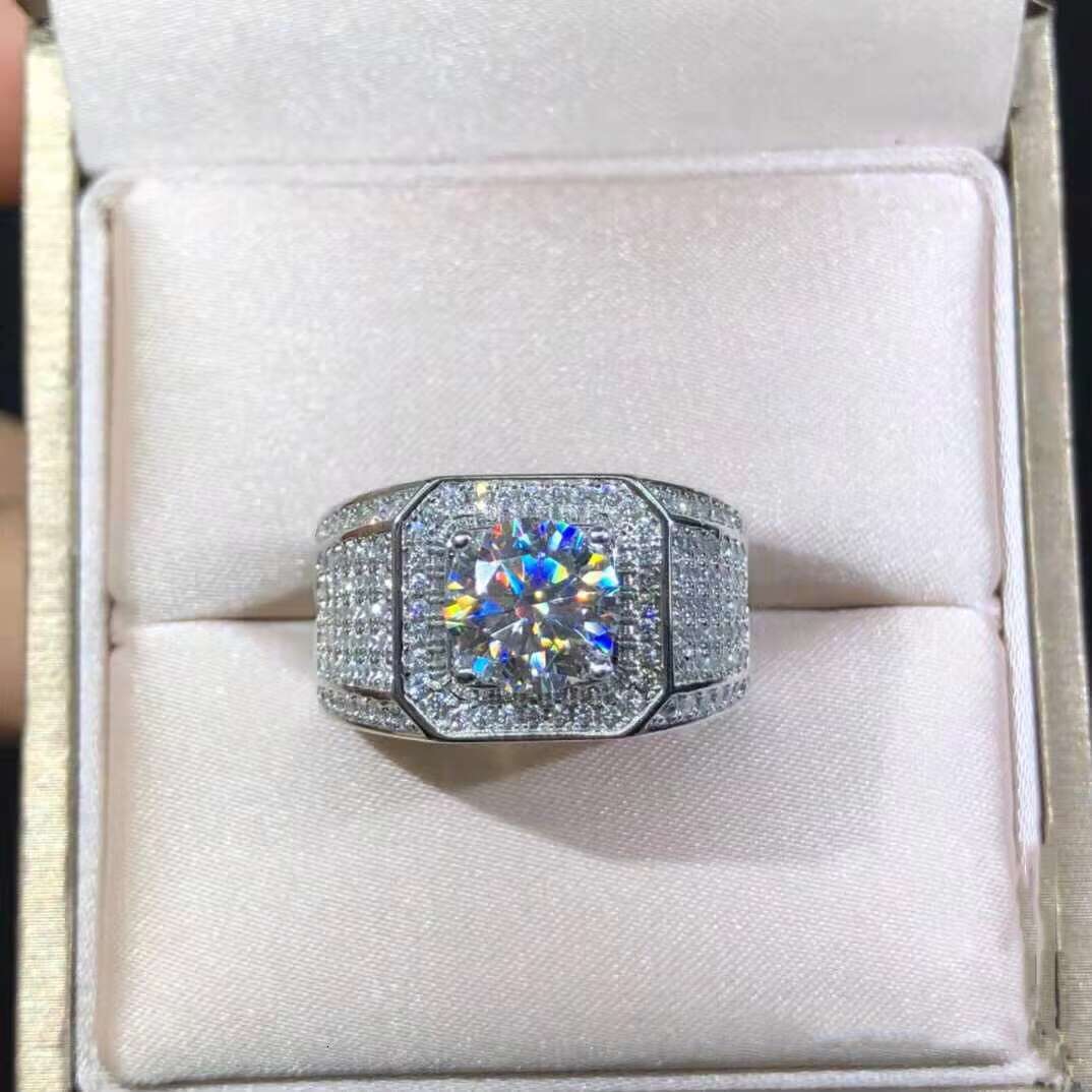 Gropshipping Elegant VVS Moissanite Round Diamond Custom 1ct Ring Sets Fashion Jewelry 925 Silver for Men