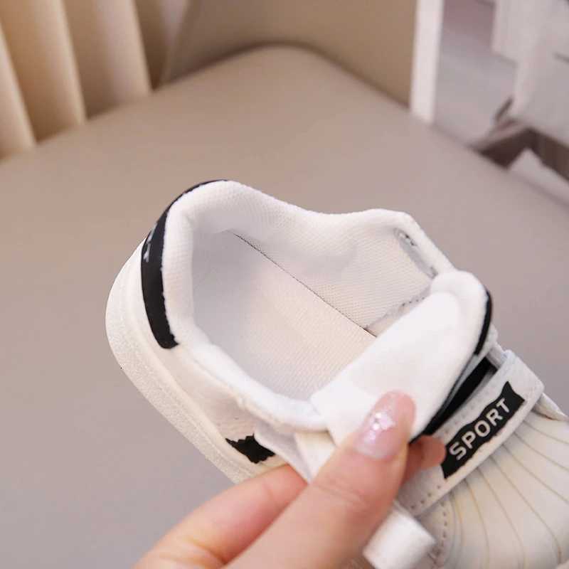Childrens Sneakers 0-6 Years Old White Leather Breathable Boys Girls Casual Shoes Four Seasons Soft Non-slip Kids Walking ShoesT251110
